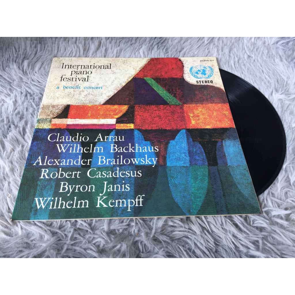 International Piano Festival ขนาด 12 นิ้ว LP G217.81