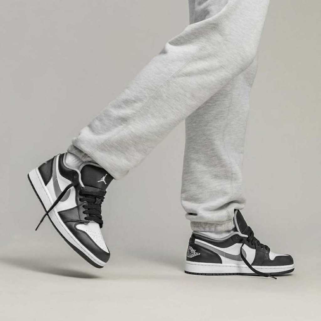 (พร้อมส่ง) Nike Air Jordan 1 Low "Black Medium Grey" (แท้100%)