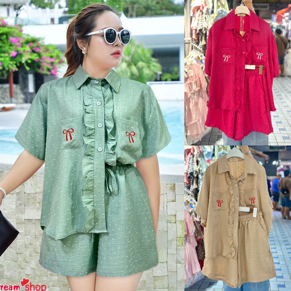 ชุดเซ็ทแฟชั่นสาวอวบ รุ่นเสื้อแต่งระบายหน้าปักโบว์+กางเกงขาสั้นทรงสวย ผ้าเม็ดทรายเนื้อนิ่ม❤️