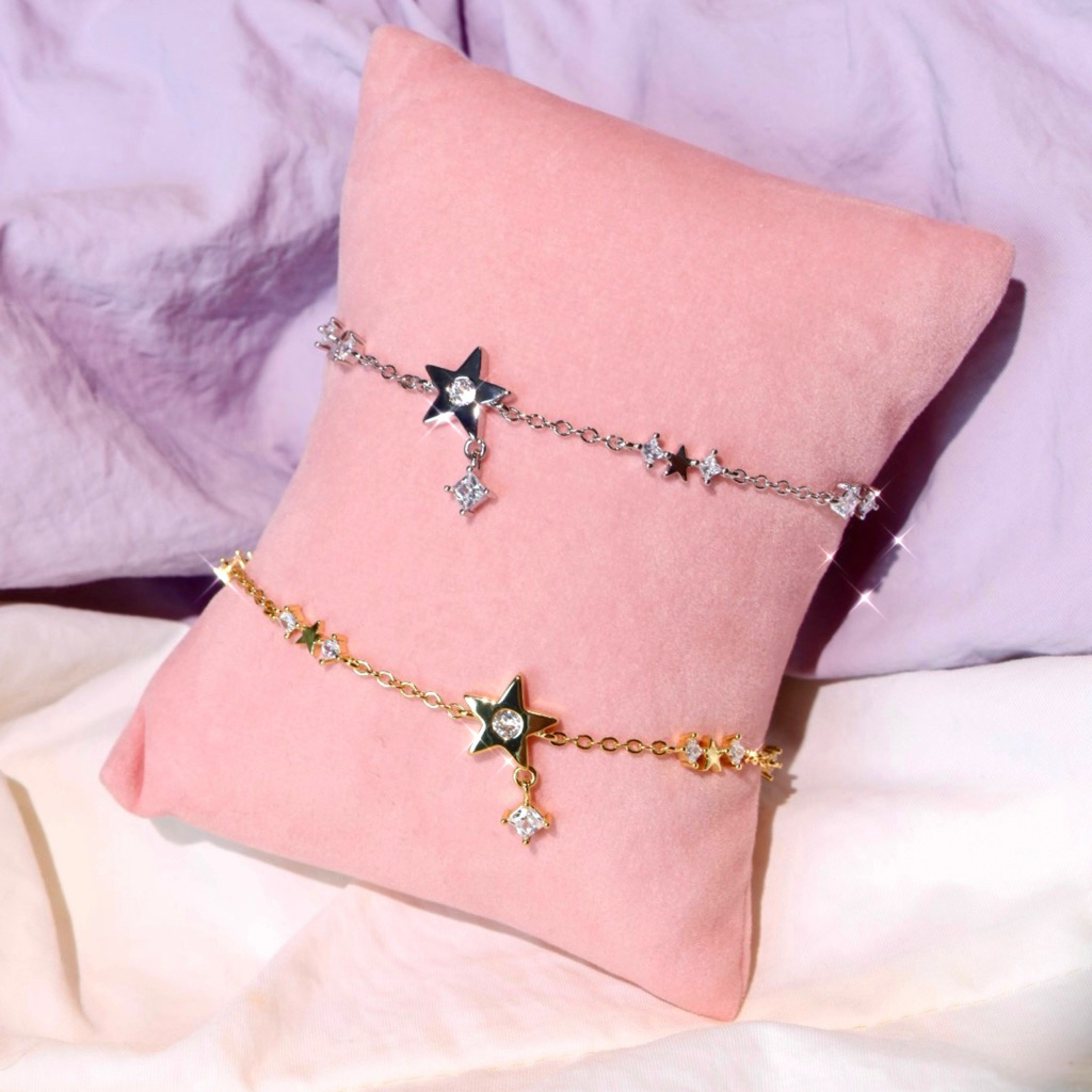 Pat & Shine - สร้อยข้อมือ กำไลข้อมือ ดาว Starry Grace Bracelet (ขนาดข้อมือ 14-19cm.)