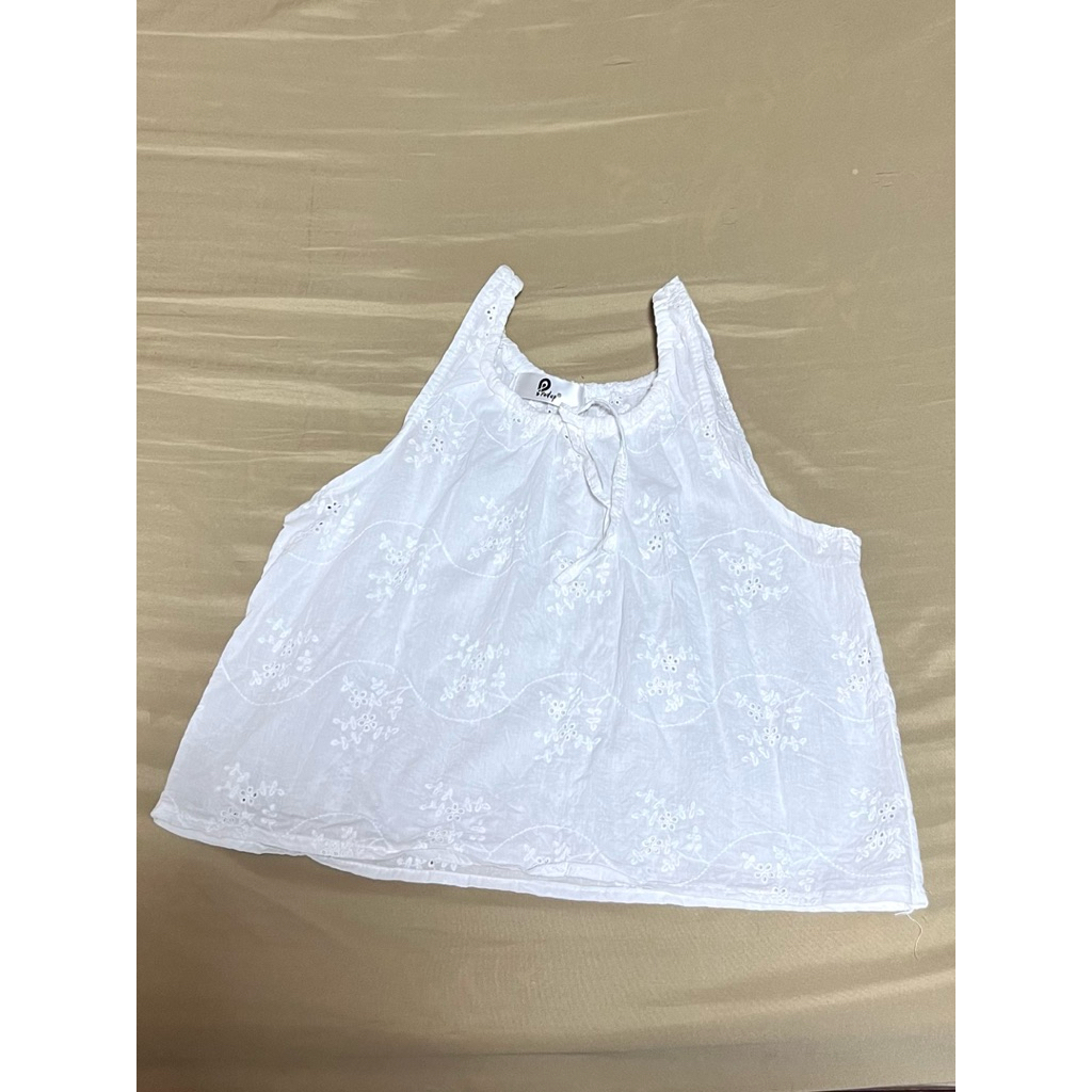 เสื้อแขนกุดลูกไม้ ป้ายPradap(ประดับ) มือ1 น่ารักก💖