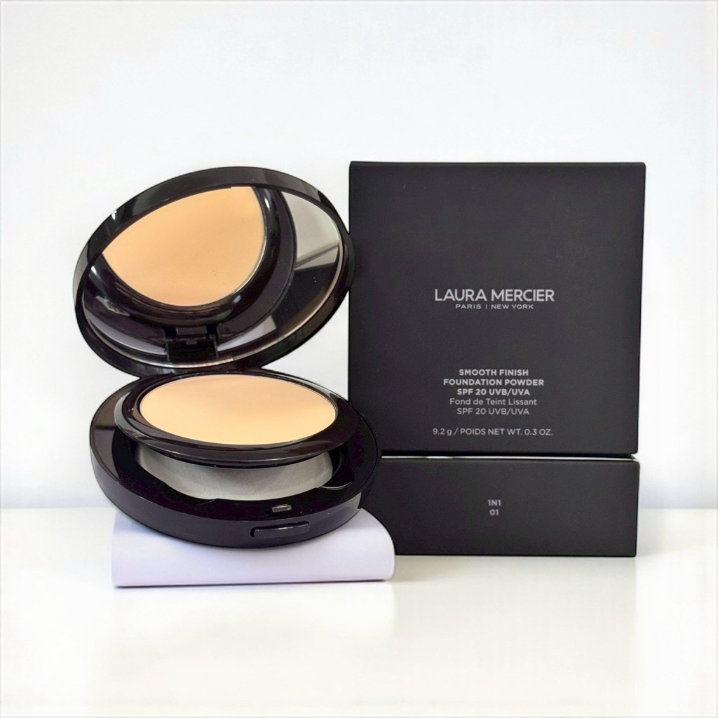L.aura Mercier แป้งผสมรองพื้น  Smooth Finish Foundation Powder SPF 20 UVB/UVA