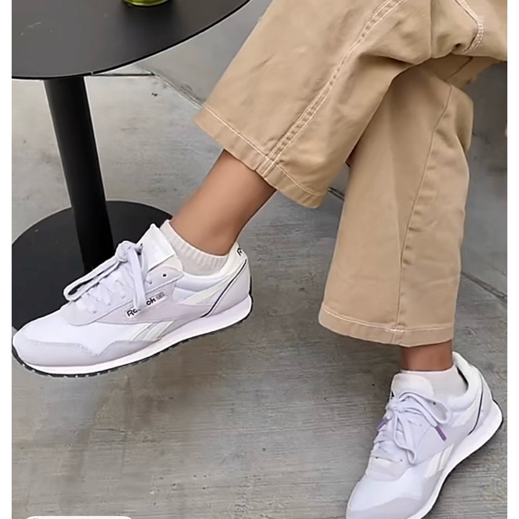 Reebok รองเท้าลำลองผู้หญิง Classic AZ สีม่วงพาสเทล น่ารัก แท้ พร้อมกล่อง  ใส่ครั้งเดียว ไชส์ US8 24-