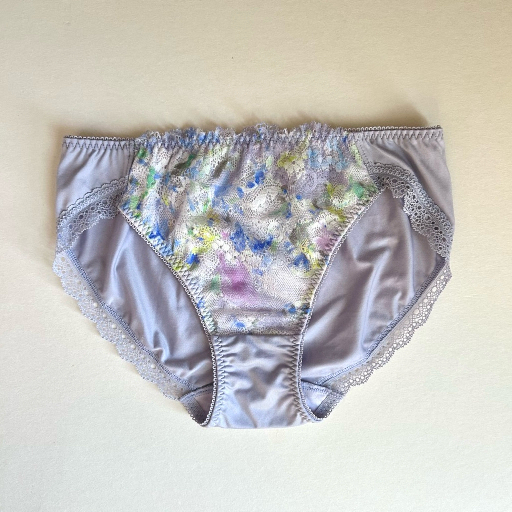 กางเกงใน wacoal  ผ้า Nylon เอว 24-26 ใหม่ตัดป้าย🇯🇵