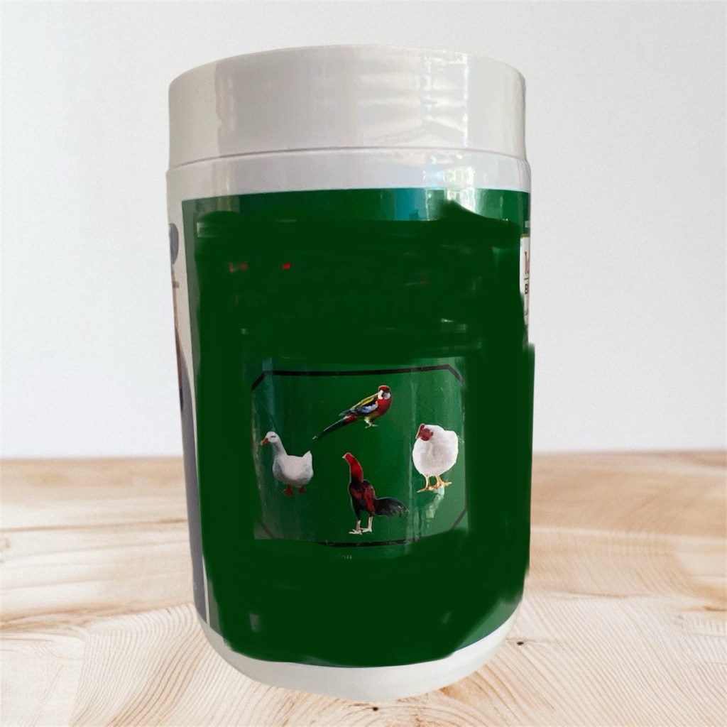 อาหารนก ไก่ สีเขียว B12 กระปุก ขนาด100 กรัม