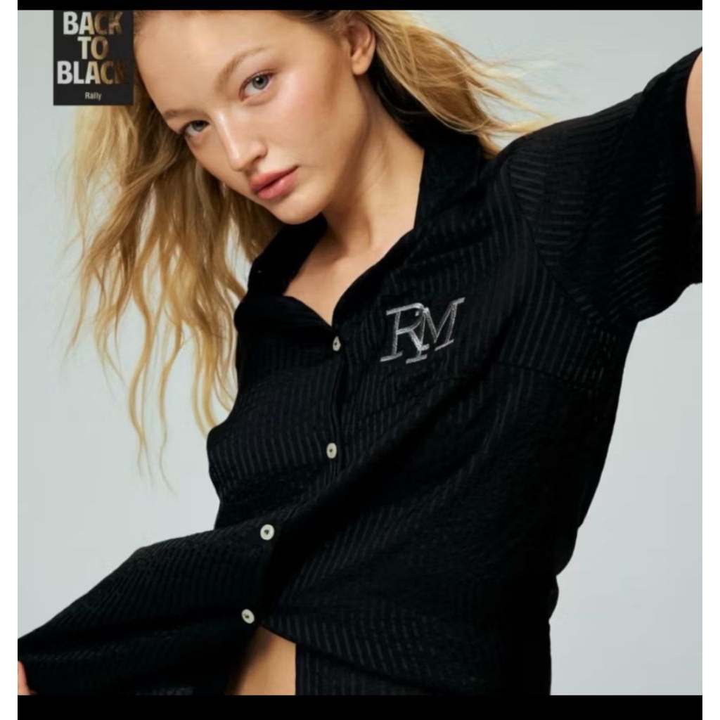 เสื้อเชิ้ตแขนสั้น ปัก RM ผ้าลายริ้วใส่สบาย Valen