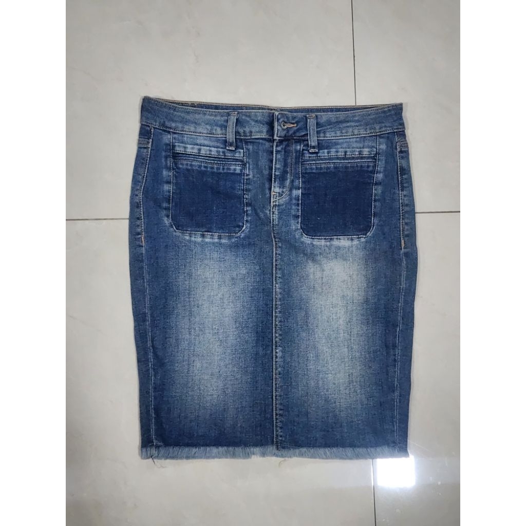 กระโปรงยีนส์ มือสอง esprit