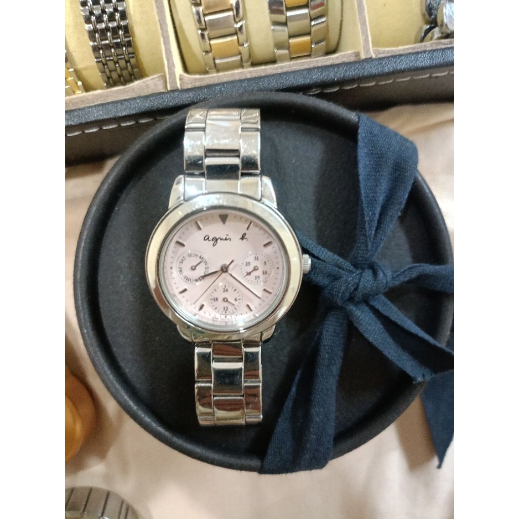 นาฬิกาข้อมือผู้หญิงงานแบรนด์ Agnes B