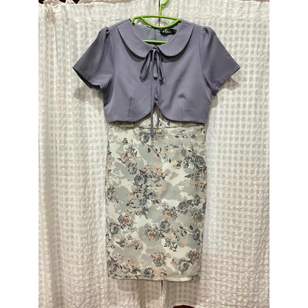 second hand Phawi Bands Size : L ป้าย : Phawi อก : 36 เอว : 30 สะโพก : 40 ยาว : 39