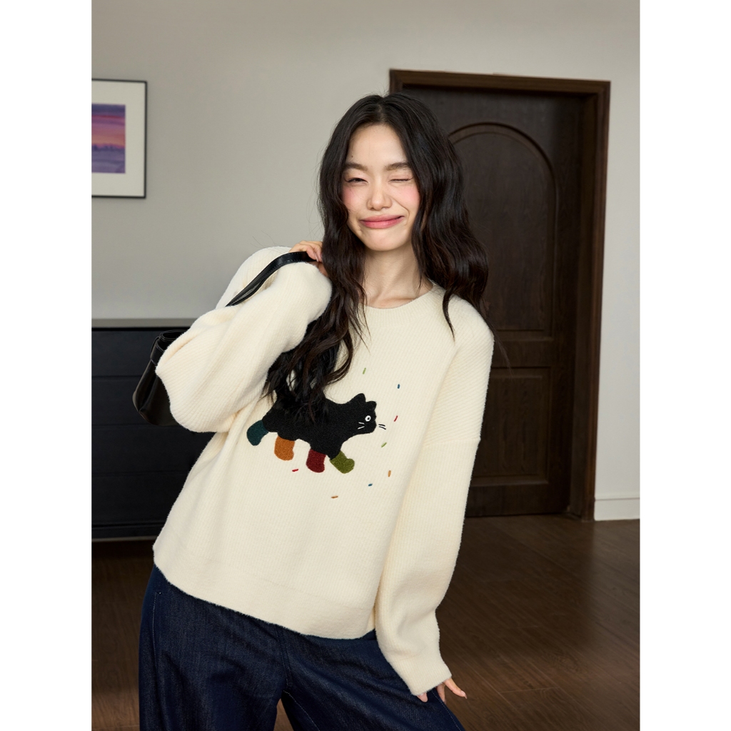 [พร้อมส่ง] KUOSE : Cat Embroidered Sweater