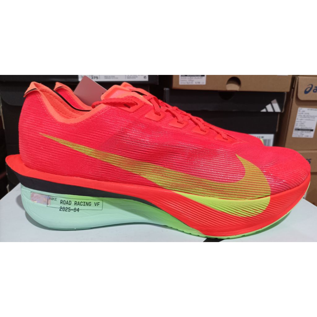 ***NIKE VAPORFLY NEXT%4***