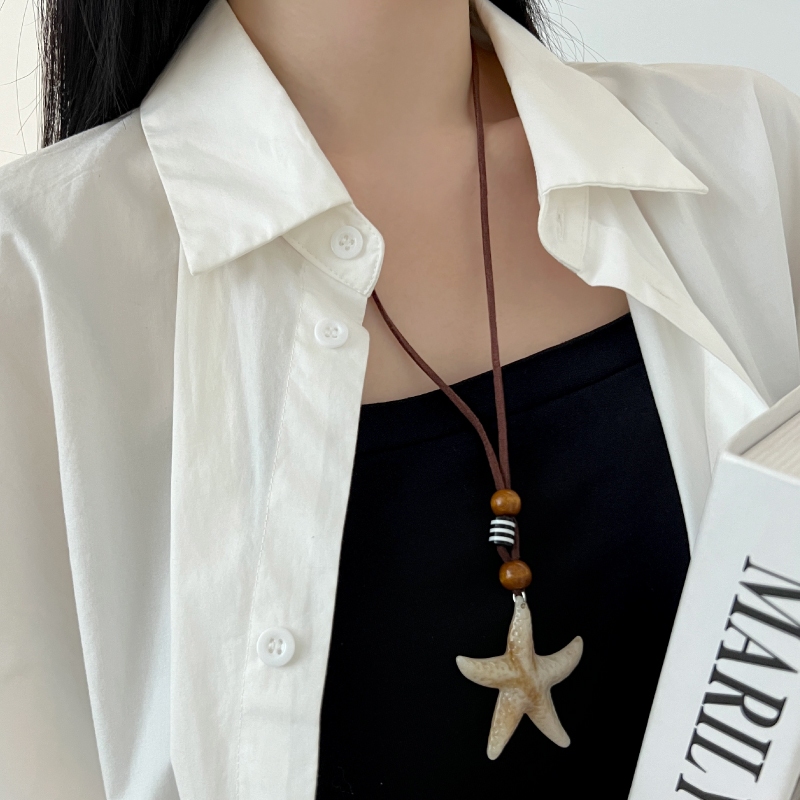 สร้อยคอ สไตล์วินเทจ ยาว จี้รูปปลาดาว โซ่เสื้อกันหนาว ลูกปัดไม้ ส่งไวจากไทย