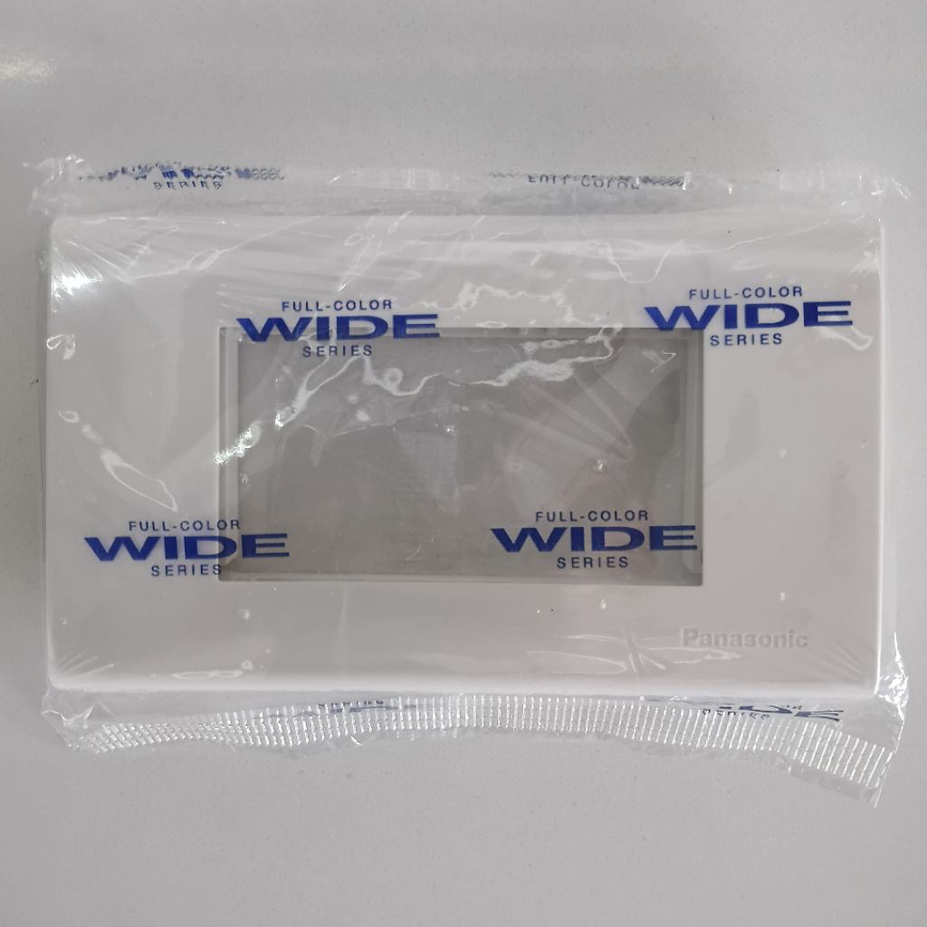 Panasonic หน้ากากสีขาว 1ช่อง 2ช่อง 3ช่อง WEG6801wk WEG6802wk WEG6803wk