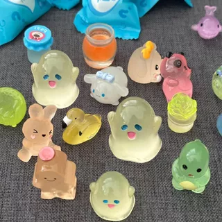 ของเล่นถุงสุ่ม 50/30 ชิ้น, ของเล่นรูปสัตว์เรืองแสงในที่มืด, ถุงสุ่มเซอร์ไพรส์, ของเล่นโมเดลสัตว์, ของประดับรถยนต์