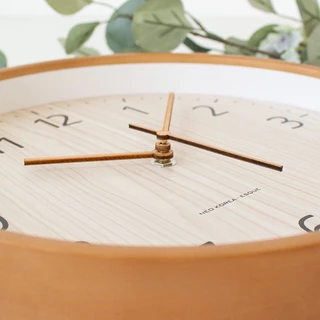 นาฬิกาไม้ นาฬิกาแขวนทรงกลม เรียบง่ายและมีสไตล์ ขนาด12นิ้ว ไร้เสียงwall clock