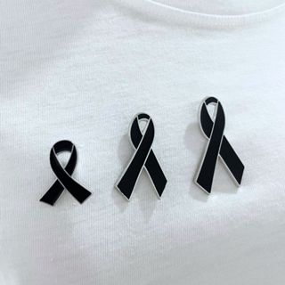 ริบบิ้นไว้อาลัย ริบบิ้นโลหะ แบบหมุด ติดตั้งง่ายถอดเข้า-ออกสะ…