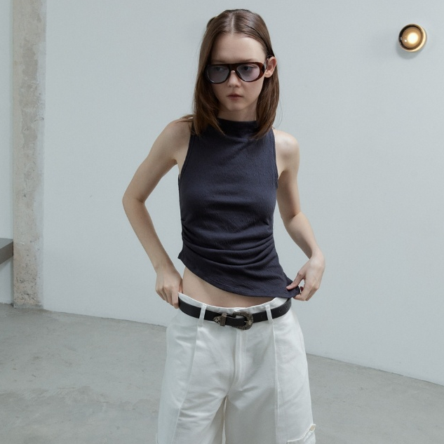 tresmade เสื้อแขนกุดผ้ายืด Leah Knit Top
