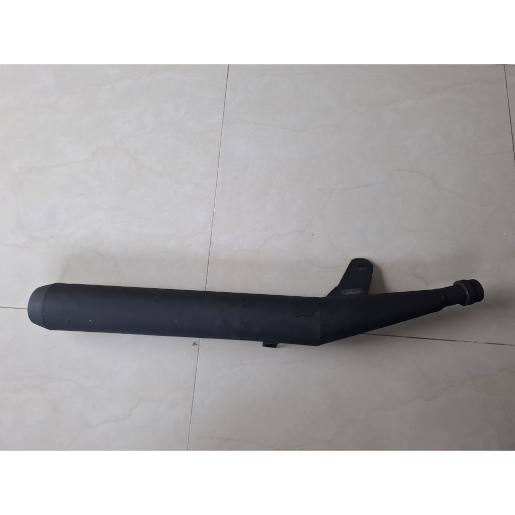 ท่อสูตรแต่งตรงรุ่นใส่ Suzuki RC80-RC100 ของใหม่งานเก่าเก็บสภาพสวยๆไม่มีบุบ ไม่มีผุ พร้อมใส่ช้งานได้เ
