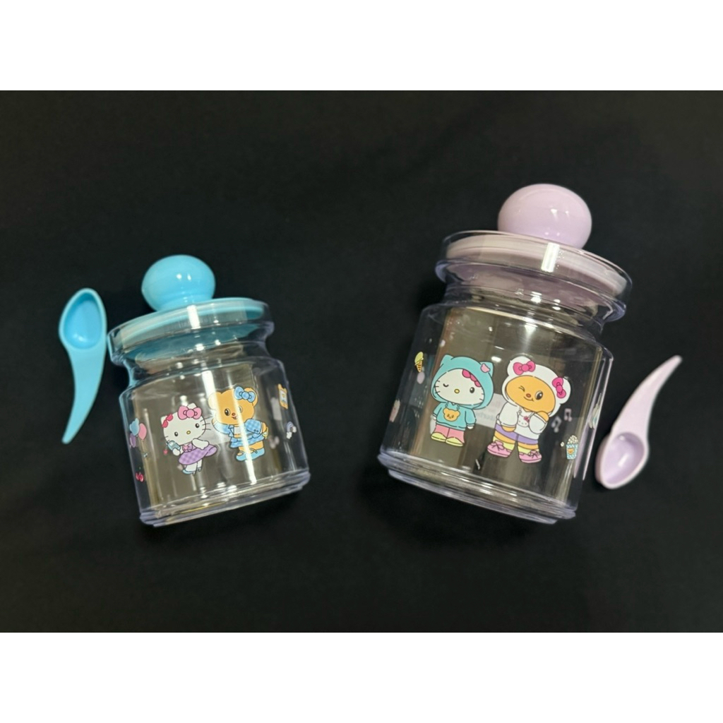 [สินค้าพรีเมี่ยม 7-11 พร้อมส่ง ใหม่ล่าสุด] กระปุกเครื่ิองปรุง 2 ชิ้น Hello Kitty & Butterbear