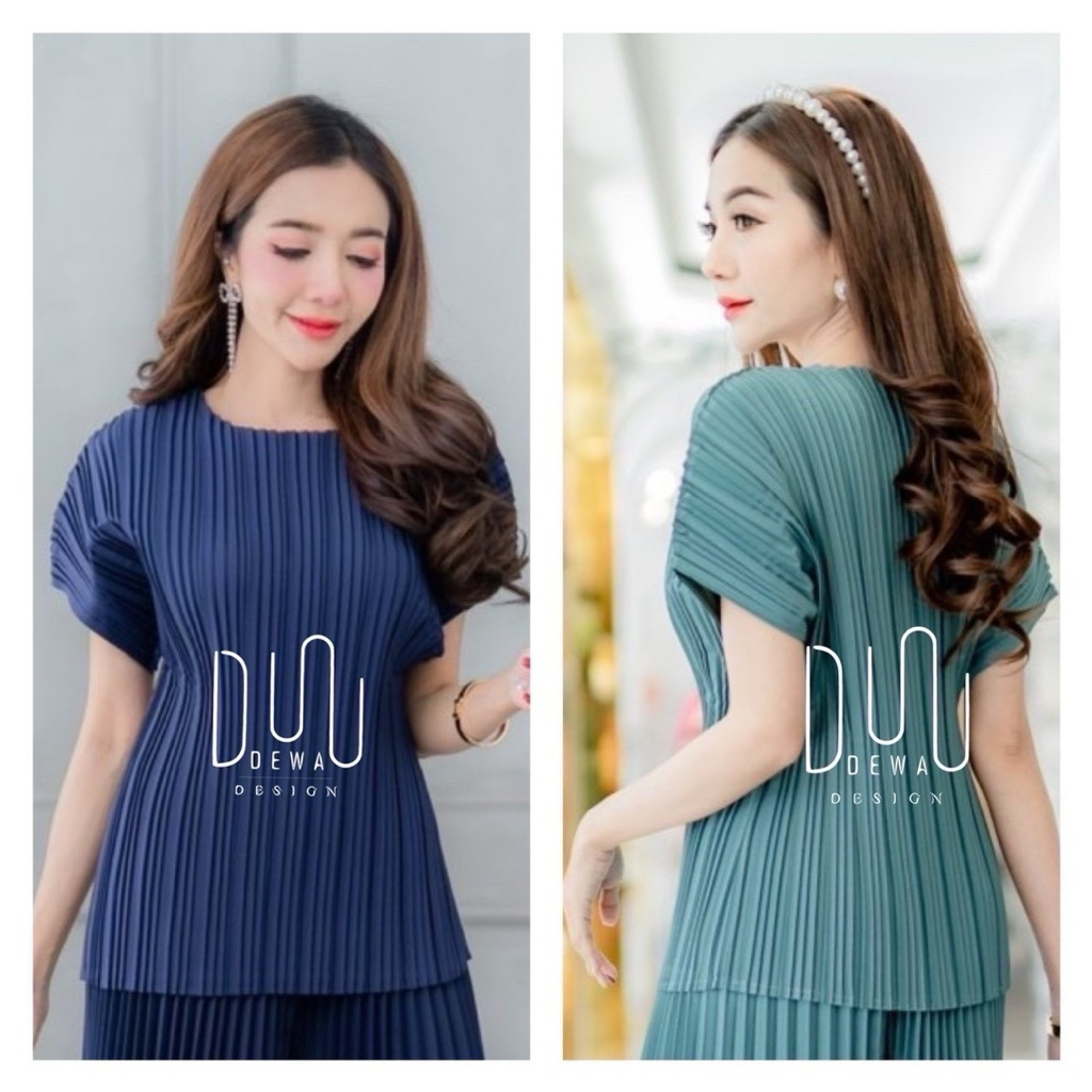 Pleat twist top เสื้อคอกลมแขนสั้น ดีเทลผ้าอัดพลีททวิต สีพื้น