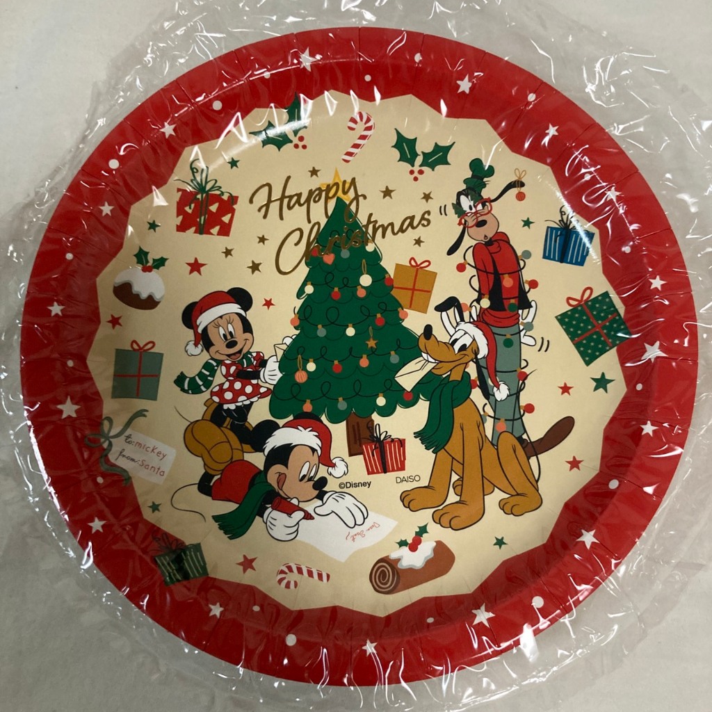 Disney Christmas Paper Plates 6pcs | Daiso Japan | Mickey