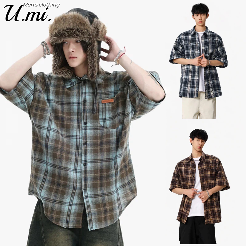 🌞U.mi🌞 เสื้อเชิ้ตลายสก็อตหลวมๆ เสื้อเชิ้ต แฟชั่นฤดูร้อน เสื้อเชิ้ตแขนสั้นลําลอง สไตล์เกาหลี ลายสก๊อต แฟชั่นสําหรับผู้ชาย