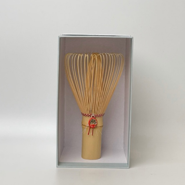 Suikaen Takayama Chasen Matcha Whisk White Bamboo Daruma