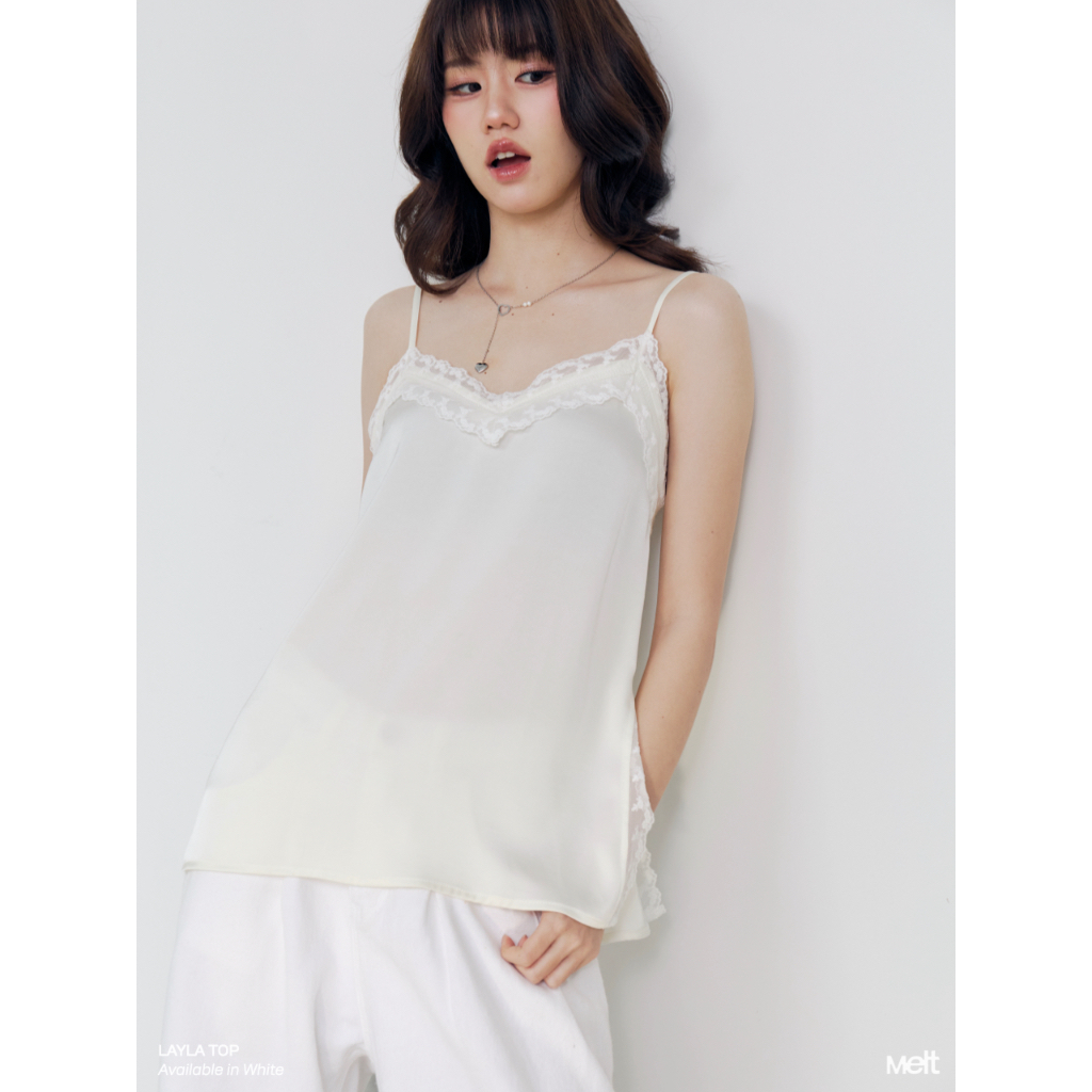 MELT.INMOMENTS Layla Top เสื้อสายเดี่ยวแต่งลูกไม้ (พร้อมส่ง)