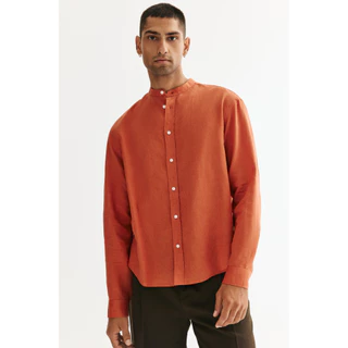H&M(เอชแอนด์เอ็ม) เสื้อเชิ้ตคอจีนผสมผ้าลินินทรงปกติ Men Regular Fit Linen-blend grandad shirt 1315933_1