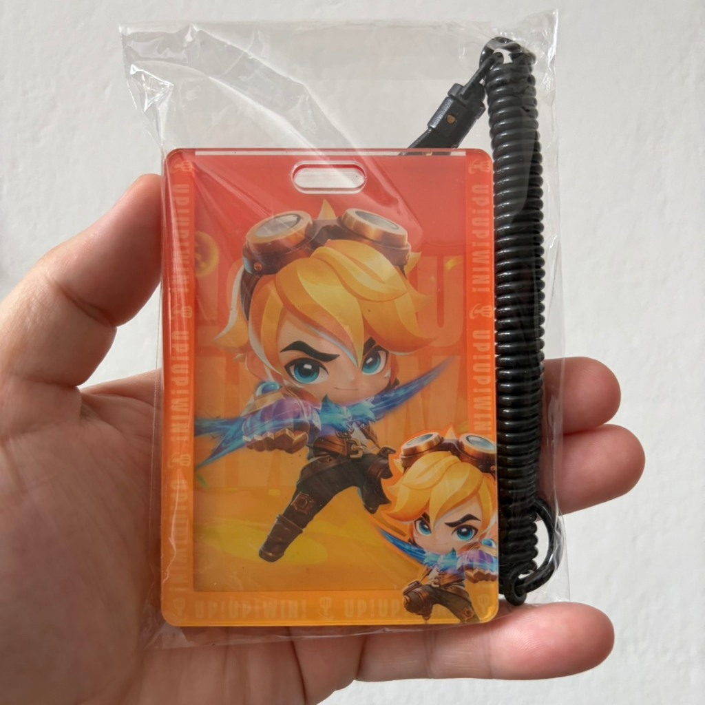 อะคริลิคใส่บัตร golden spatula ezreal แท้ Card holder