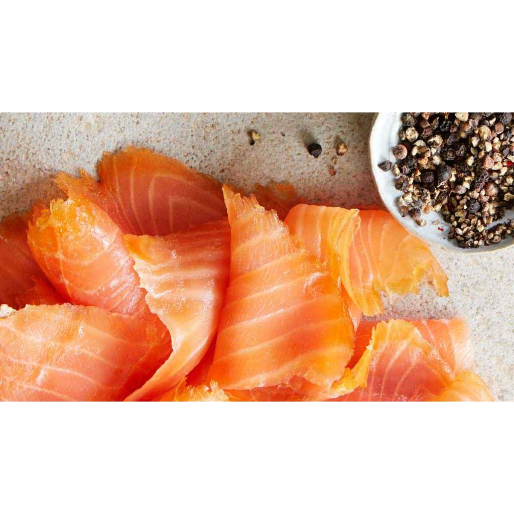 แซลมอนรมควันเย็น แพ็ค 100 กรัม Cold Smoked Salmon 100g Pack