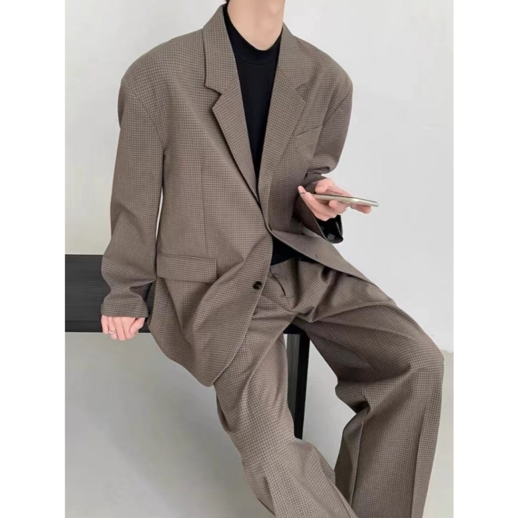 LEELA-BROWN SCOTT SUIT -เสื้อสูทสีน้ำตาล