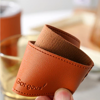 พร้อมส่ง ถ้วยชงกาแฟ ใส่กาแฟร้อนเย็น สไตล์มินิมอล แก้วหนา พร้อมหลอดแก้ว ฝาปิด ปลอกหนังกันร้อนกันเย็น ขนาด 400ml พร้อมกล่อ