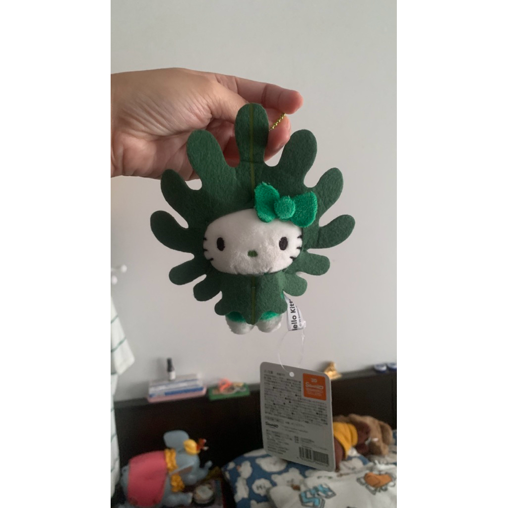 พวงกุญแจ kitty x osaka expo 2025