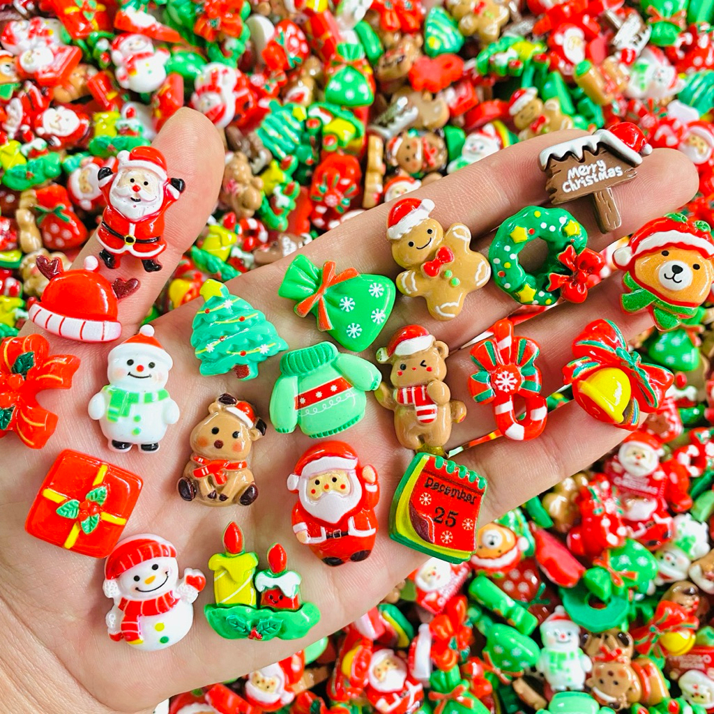 ( 50 ชิ้น )เรซิ่นตกแต่งคริสต์มาส อุปกรณ์เสริม เครื่องประดับ DIY พร้อมส่งในไทย