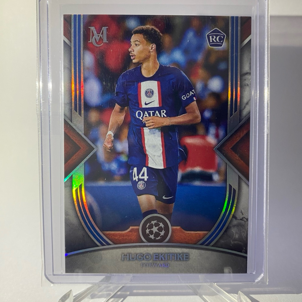 การ์ดนักฟุตบอล  HUGO EKITIKE, RC, PARIS SAINT-GERMAIN, MC, TOPPS 2023