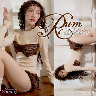 พร้อมส่ง ส่งด่วน 🍨 AVAALENE.TH x PIMMMMSS - RUM RAISIN TOP (…