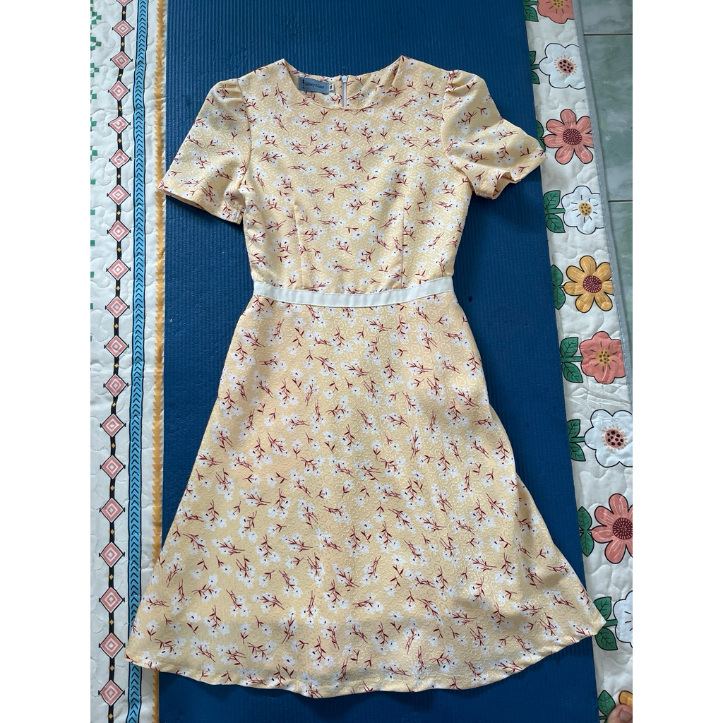 เดรส Gallery Kloset size ss