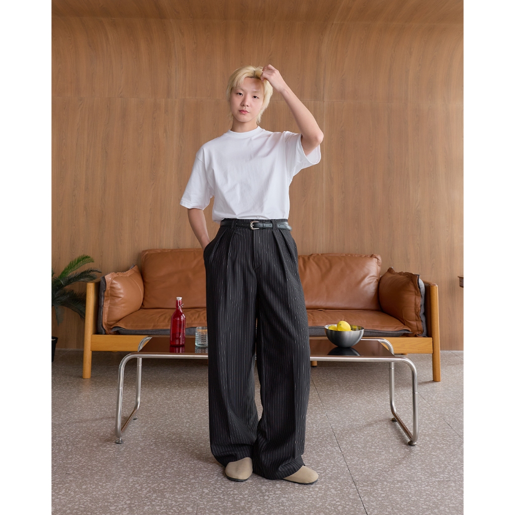 NORMAL.DAY BAGGY TROUSERS V.2 (ลายริ้ว)กางเกงทรงกระบอกใหญ่ ผู้ชาย ผ้าหนานุ่ม ยับยากรีดง่าย อยู่ทรงมีน้ำหนัก สำหรับคนสูง รูปที่ 6