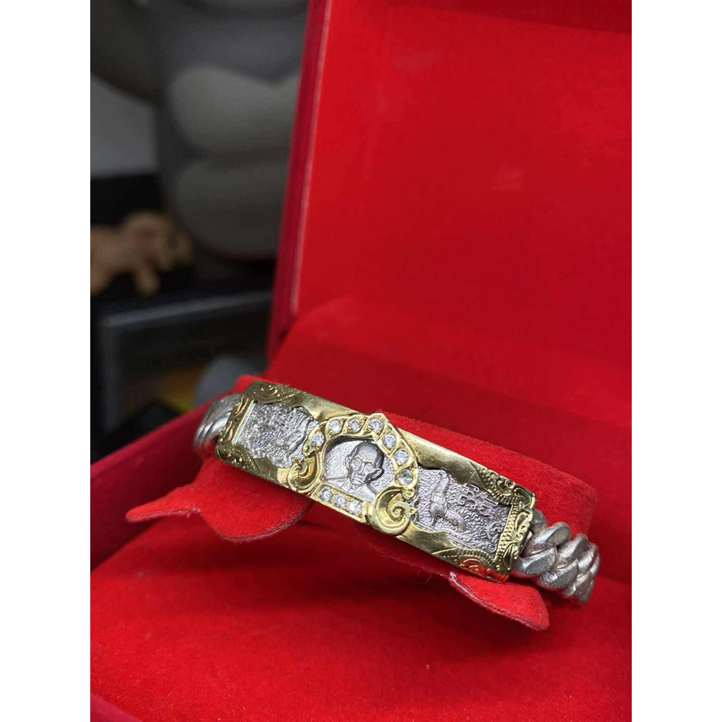 หลวงพ่อรวย วัดตะโก 2บาท เปิดโลกปี61เลี่ยมทอง