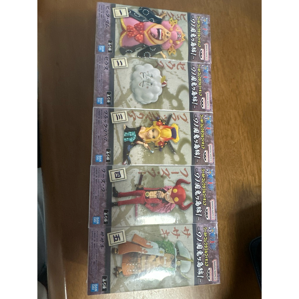 ฟิกเกอร์ขนาดเล็กจากเรื่อง One Piece ในชุด World Collectable Figure wcf มือ 1