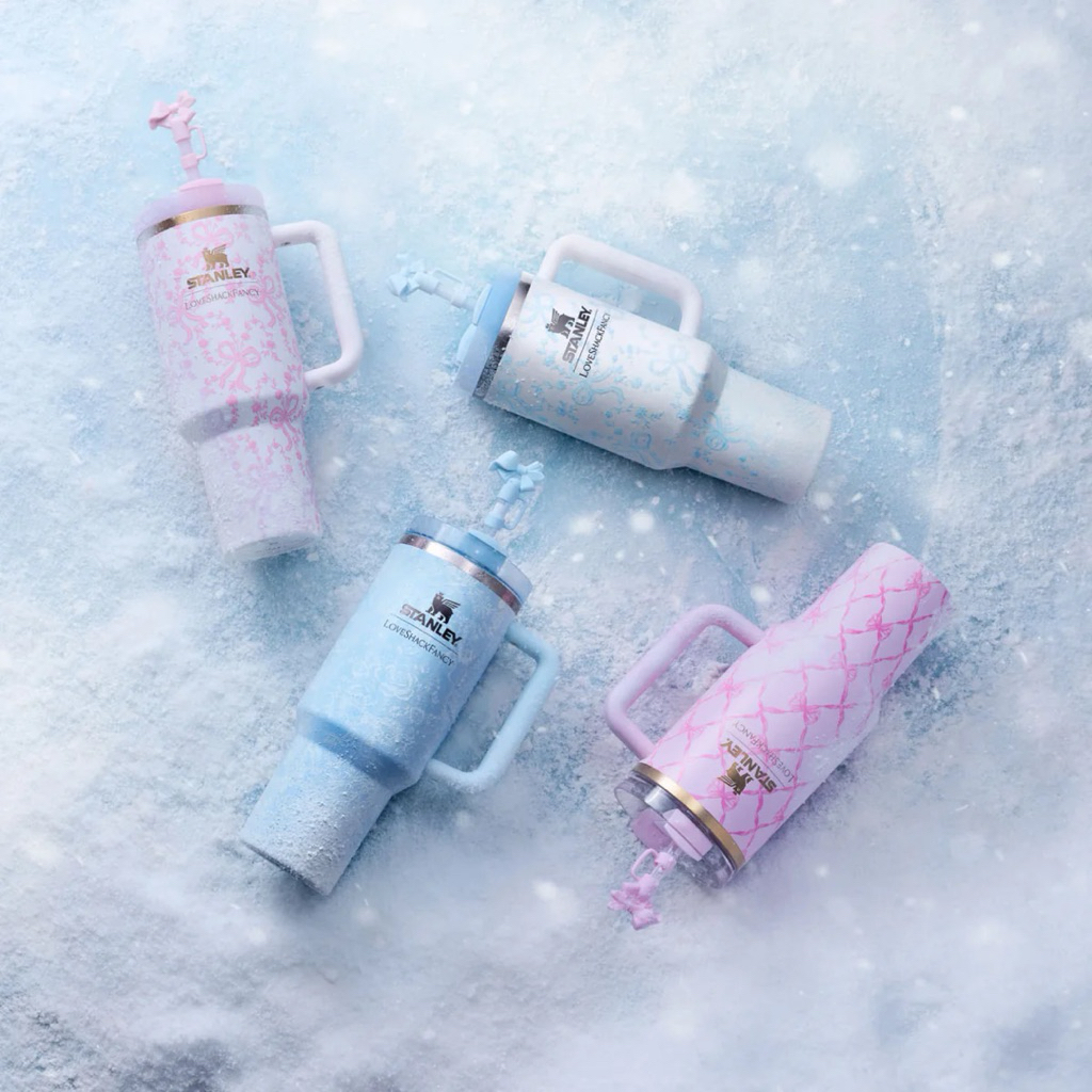 (ของแท้💯ไม่แท้คืน2เท่า) STANLEY 1913 X LoveShackFancy Holiday — 30/40oz. 🇺🇸 กระบอกน้ำ สแตนลีย์