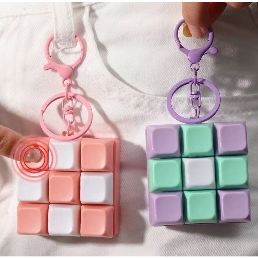 พวงกุญแจ, Gadget Keycap Pass คีย์บอร์ดนิ้ว ความเครียดบรรเทา 9 คีย์ Fidget