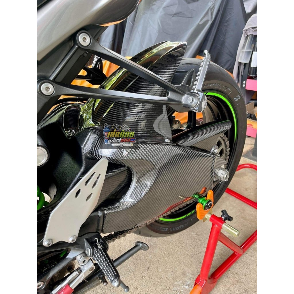 บังโคลนหลังเพียวคาร์บอน zx6r