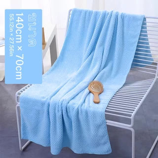 HOUSGOOD ผ้าขนหนู ขนาดใหญ่พิเศษ เนื้อนุ่มสบาย ซับน้ำดีขนไม่หลุด 140*70cm หนานุ่ม ซับน้ำดีมาก ขนไม่หลุดเช็ดแล้วไม่ติดตัว