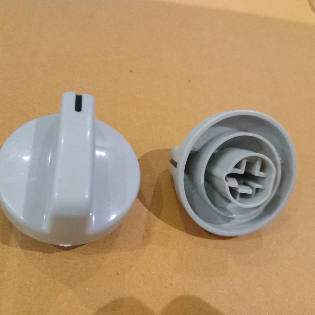 ลูกบิดเครื่องซักผ้ายี่ห้อ  Pal.  Haier.  Tiger. Dimond. ใช้กับชาร์ปได้   สินค้าเกรด A.   ราคาต่อ  1 ลูก