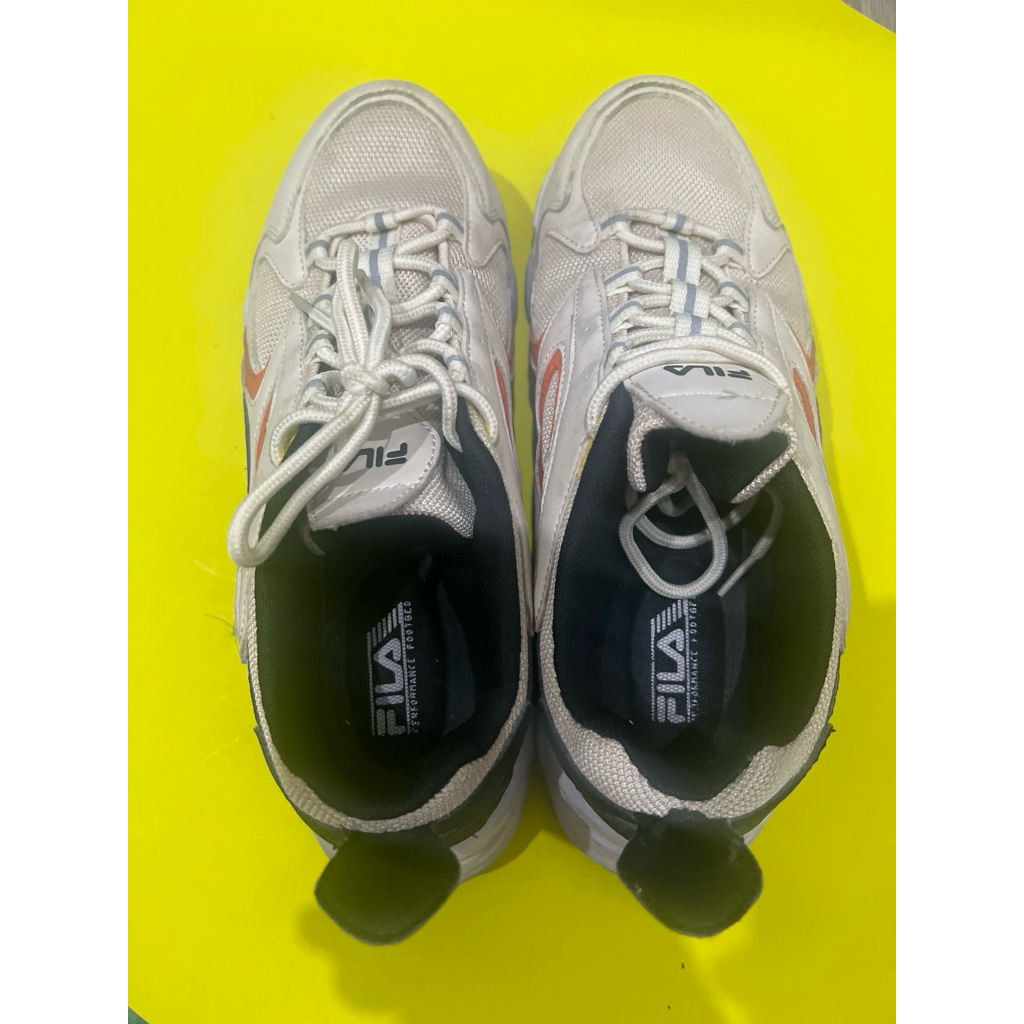 รองเท้า FILA แท้ มือสอง 👟