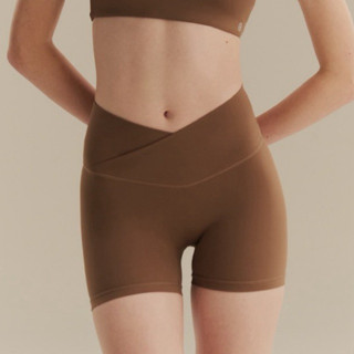 EnForme Shorts – กางเกงออกกำลังกายขาสั้น เอวV