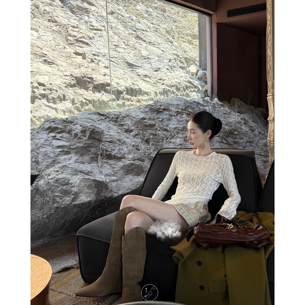 Mogwany พรี Claire Top ทรงสวย ผ้านิ่ม ใส่สบาย ใส่เที่ยว ใส่ทำงาน น่ารักมาก - รูปที่ 4