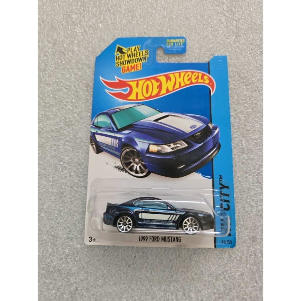 Hotwheels 1999 ford mustang